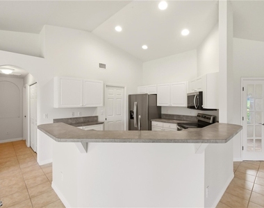 2600 Sw 1st Street - Photo Thumbnail 11