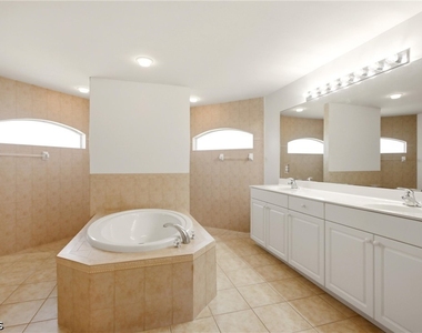 2600 Sw 1st Street - Photo Thumbnail 21