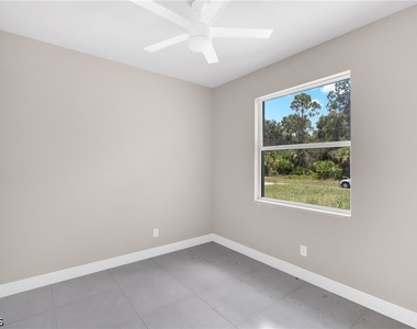 208 Clover Avenue - Photo Thumbnail 5