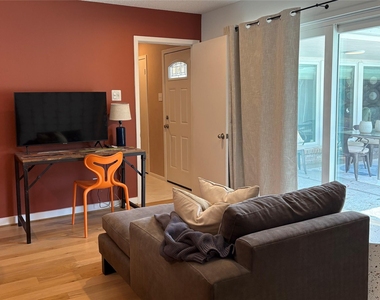 5626 Jason Street - Photo Thumbnail 4
