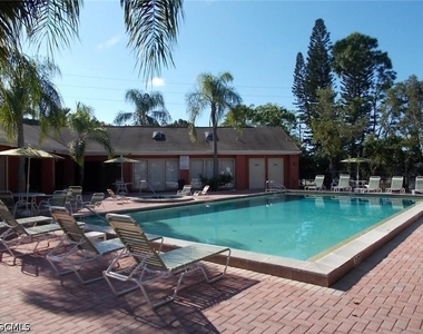 2855 Winkler Avenue - Photo Thumbnail 1