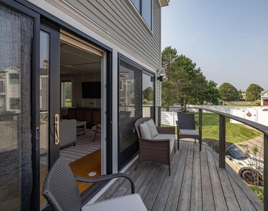 2256 Ocean - Photo Thumbnail 22