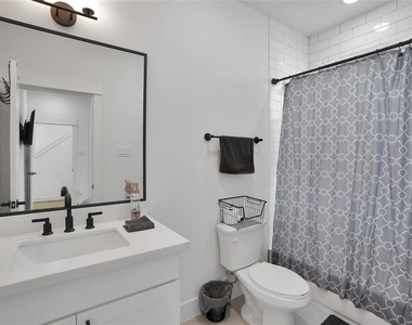 2711 Rosalie Street - Photo Thumbnail 20