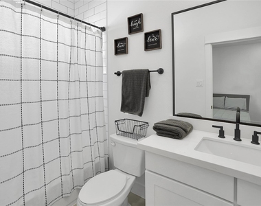 2711 Rosalie Street - Photo Thumbnail 22