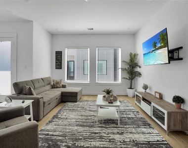 2711 Rosalie Street - Photo Thumbnail 6