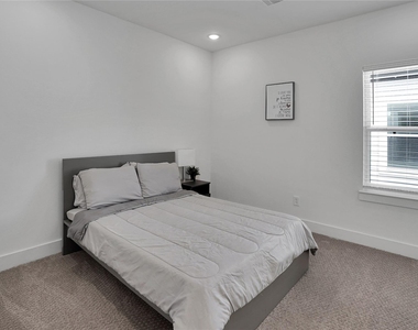 2711 Rosalie Street - Photo Thumbnail 21