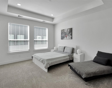 2711 Rosalie Street - Photo Thumbnail 14