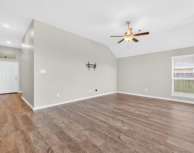 246 Brocks Lane - Photo Thumbnail 11