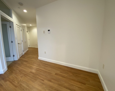 875 Elm - Photo Thumbnail 30