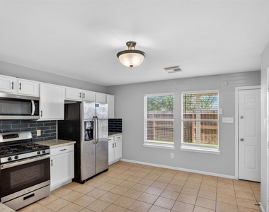 6706 Portlick Drive - Photo Thumbnail 4