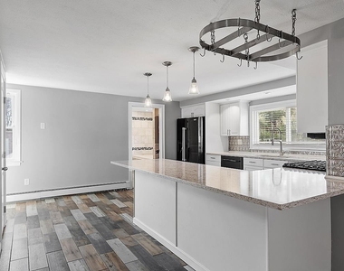 81 N Lowell - Photo Thumbnail 9
