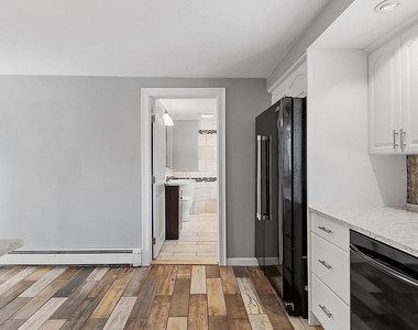 81 N Lowell - Photo Thumbnail 13