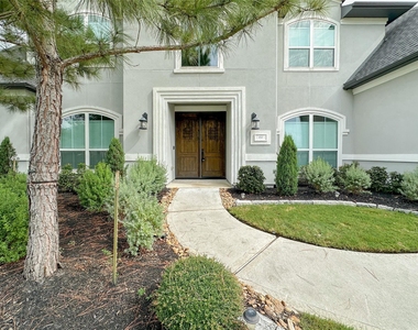 8543 Tynan Ridge Drive - Photo Thumbnail 2