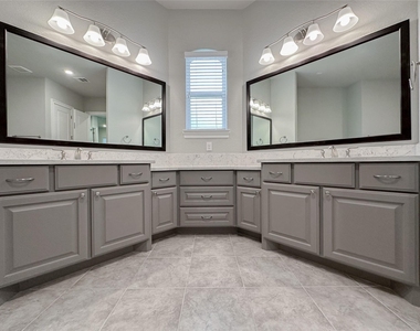 8543 Tynan Ridge Drive - Photo Thumbnail 22