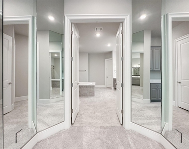 8543 Tynan Ridge Drive - Photo Thumbnail 26
