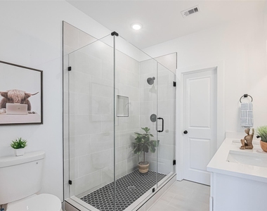 9433 Pembrook Street - Photo Thumbnail 8
