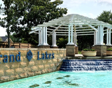 3810 Rose Grove Lane - Photo Thumbnail 23