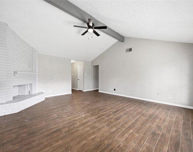 2778 Glen Haven Drive - Photo Thumbnail 4