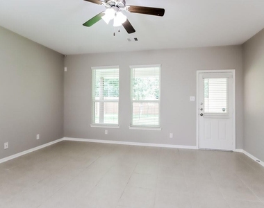614 Companion Drive - Photo Thumbnail 1