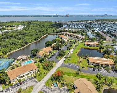 5713 Foxlake Drive - Photo Thumbnail 10