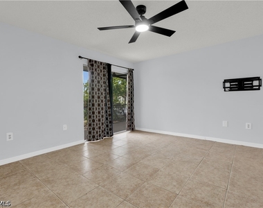 5713 Foxlake Drive - Photo Thumbnail 17