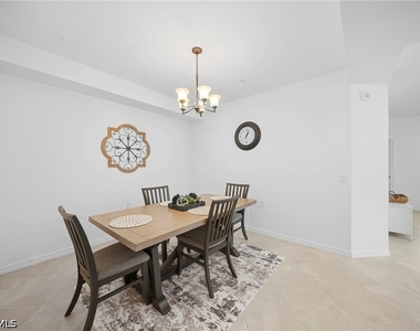 15275 Green Acres Avenue - Photo Thumbnail 3