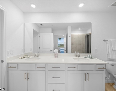 15275 Green Acres Avenue - Photo Thumbnail 18