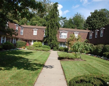 255 Piermont - Photo Thumbnail 9
