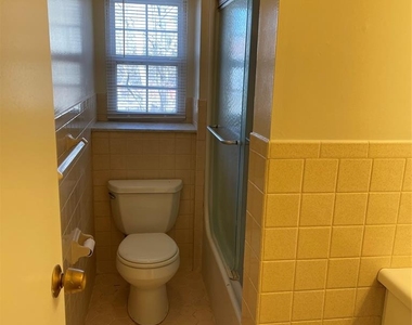 255 Piermont - Photo Thumbnail 4