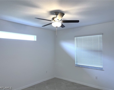 2184 Dragonfruit Way - Photo Thumbnail 6