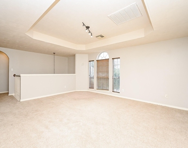 8135 Cove Timbers Lane - Photo Thumbnail 22