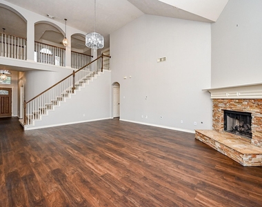8135 Cove Timbers Lane - Photo Thumbnail 8