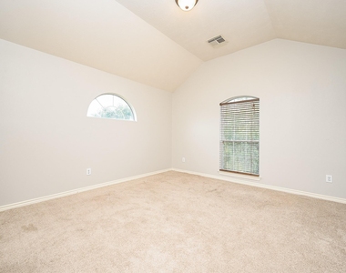 8135 Cove Timbers Lane - Photo Thumbnail 23