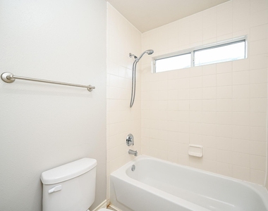 8135 Cove Timbers Lane - Photo Thumbnail 27