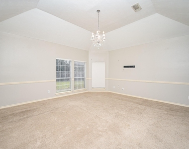 8135 Cove Timbers Lane - Photo Thumbnail 14
