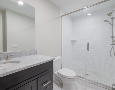 2-48 Grove - Photo Thumbnail 7