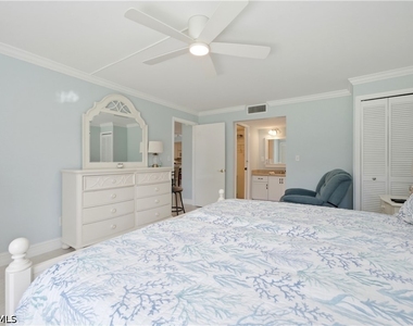 1083 Forest Lakes Drive - Photo Thumbnail 18