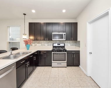 19403 Tinway Court - Photo Thumbnail 15