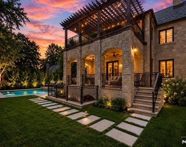 548 W Sylvan - Photo Thumbnail 42