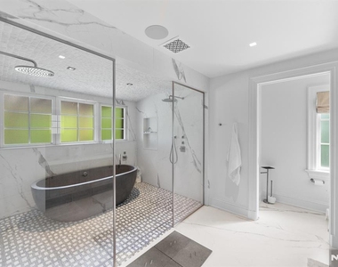 548 W Sylvan - Photo Thumbnail 25
