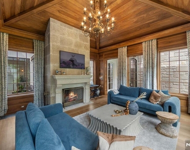 548 W Sylvan - Photo Thumbnail 17