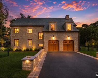 548 W Sylvan - Photo Thumbnail 39