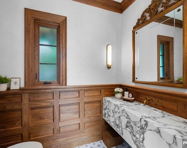 548 W Sylvan - Photo Thumbnail 18