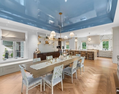 548 W Sylvan - Photo Thumbnail 10