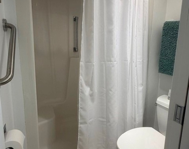 25840 Hickory Boulevard - Photo Thumbnail 13