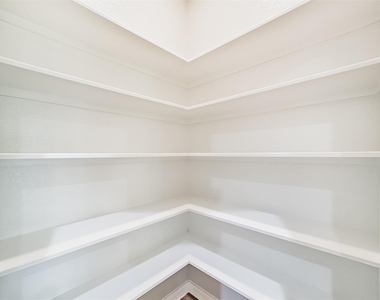 1016 Rachel B Scott Street - Photo Thumbnail 15