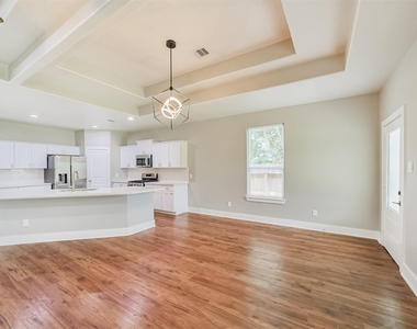 1016 Rachel B Scott Street - Photo Thumbnail 6