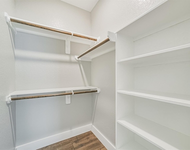 1016 Rachel B Scott Street - Photo Thumbnail 25