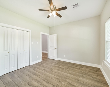 1016 Rachel B Scott Street - Photo Thumbnail 24