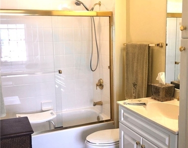 451 Bayfront Place - Photo Thumbnail 32